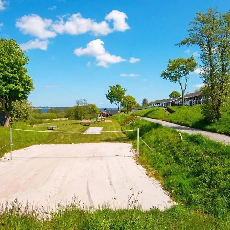 8 Person In Aabenraa-by Traum